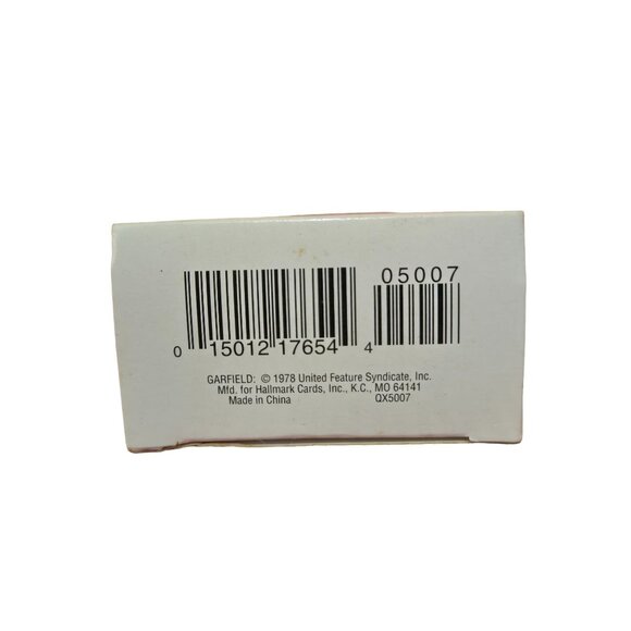 Vintage Hallmark Keepsake Ornament 1995 Garfield Angel With Trumpet - Picture 3 of 6